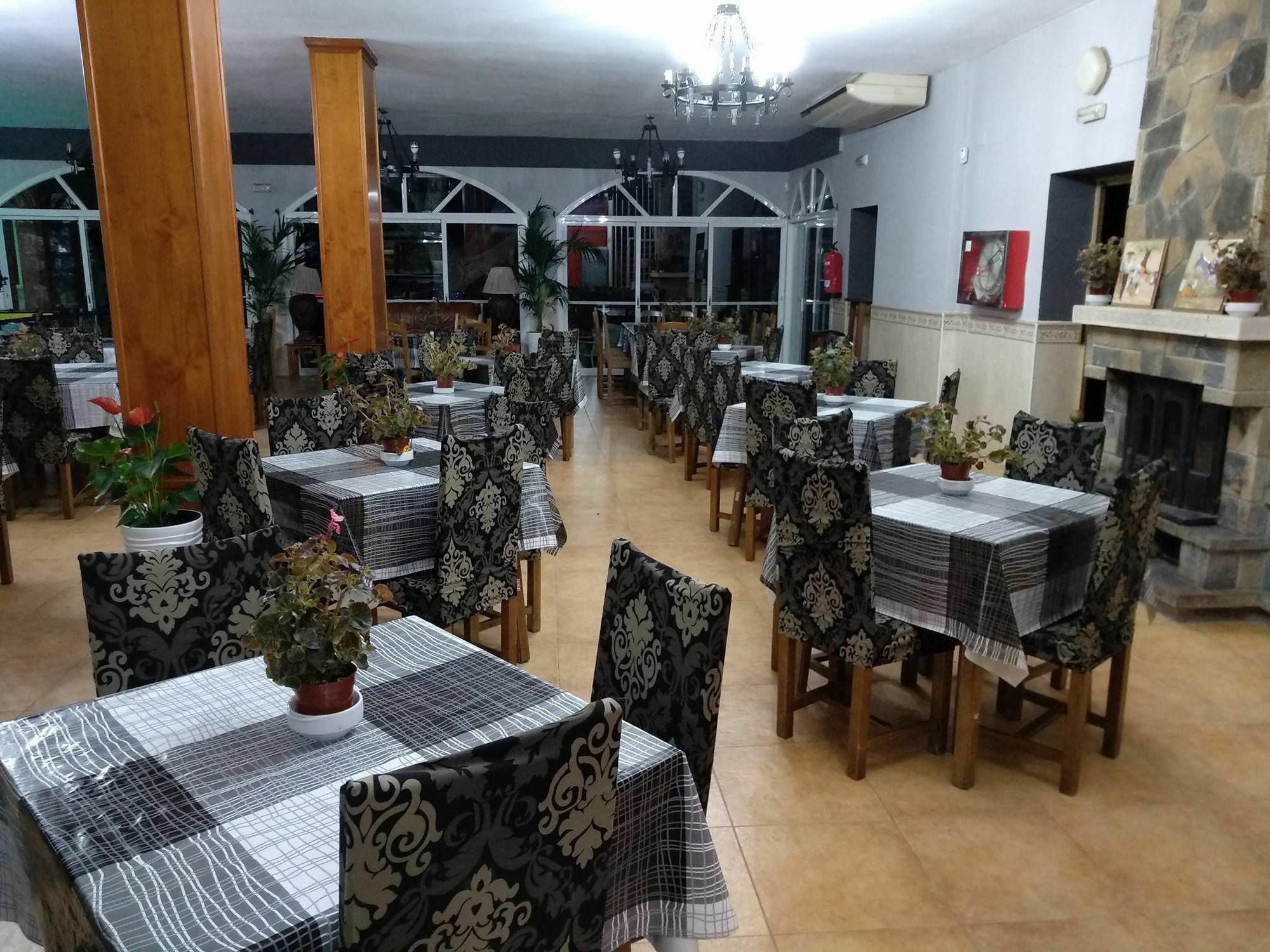 Hotel Nuevo Montesol à Málaga Extérieur photo
